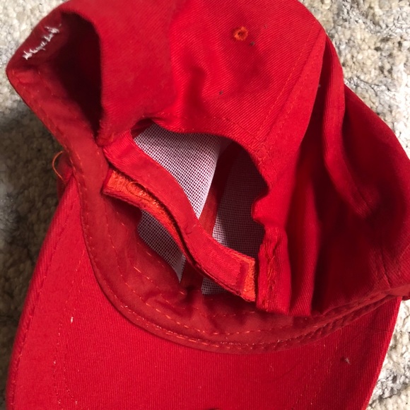 😍😍Plain red trucker hat - Picture 3 of 3